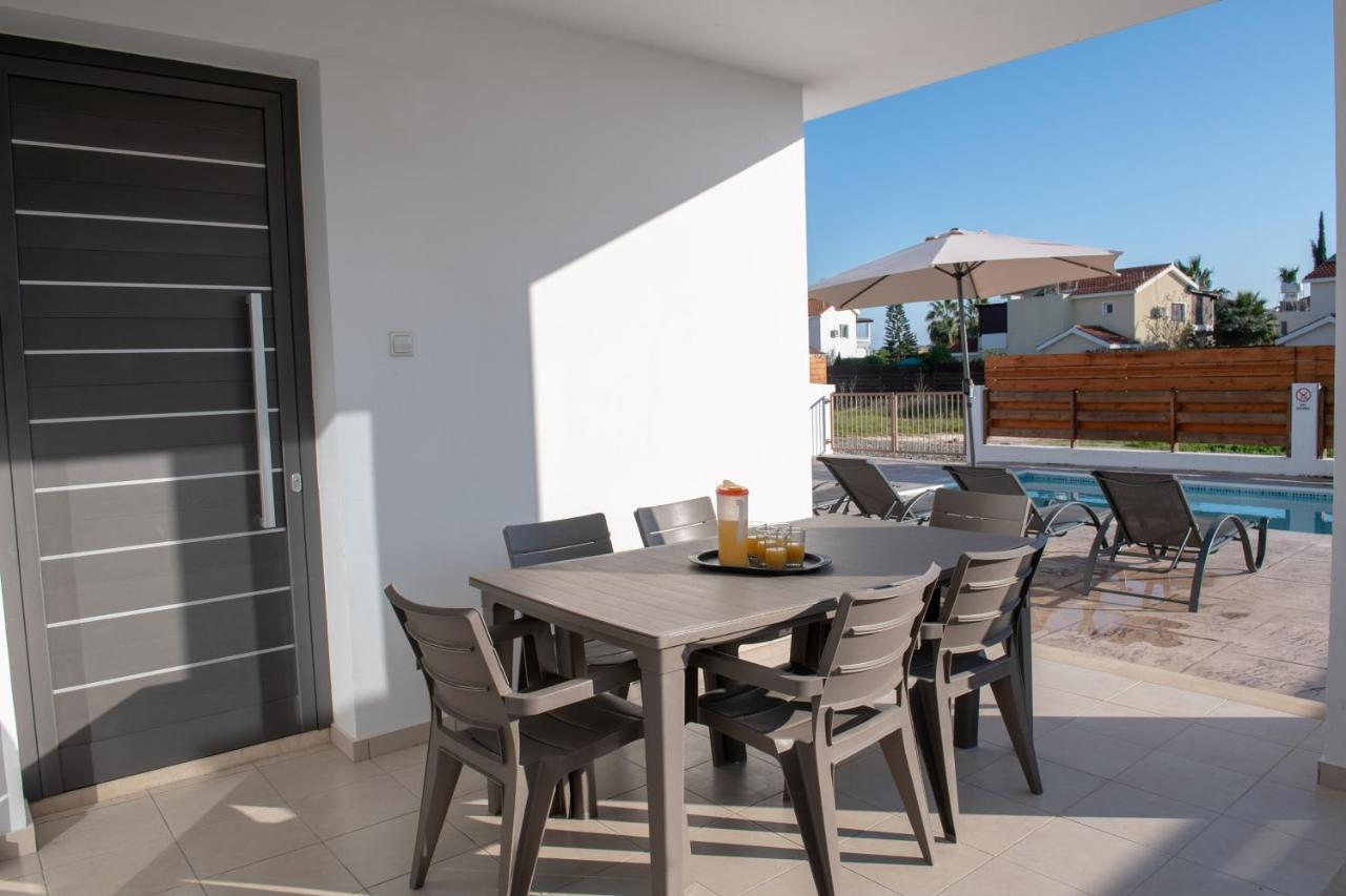 Coral Bay Villa 10 Exteriér fotografie